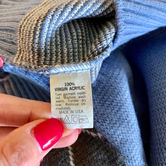 NWT Vintage Le Tigre Blue Argyle V Neck Sweater S - Picture 6 of 7